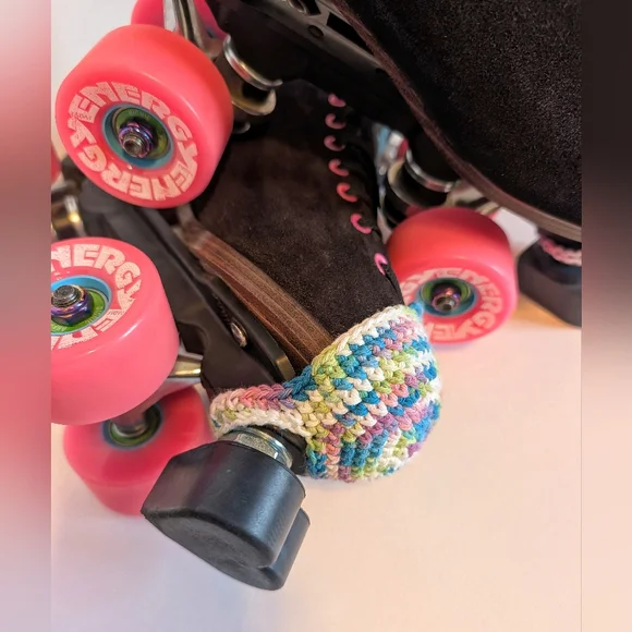 NEW, Crochet roller skate toe guard, handmade - Picture 3 of 6